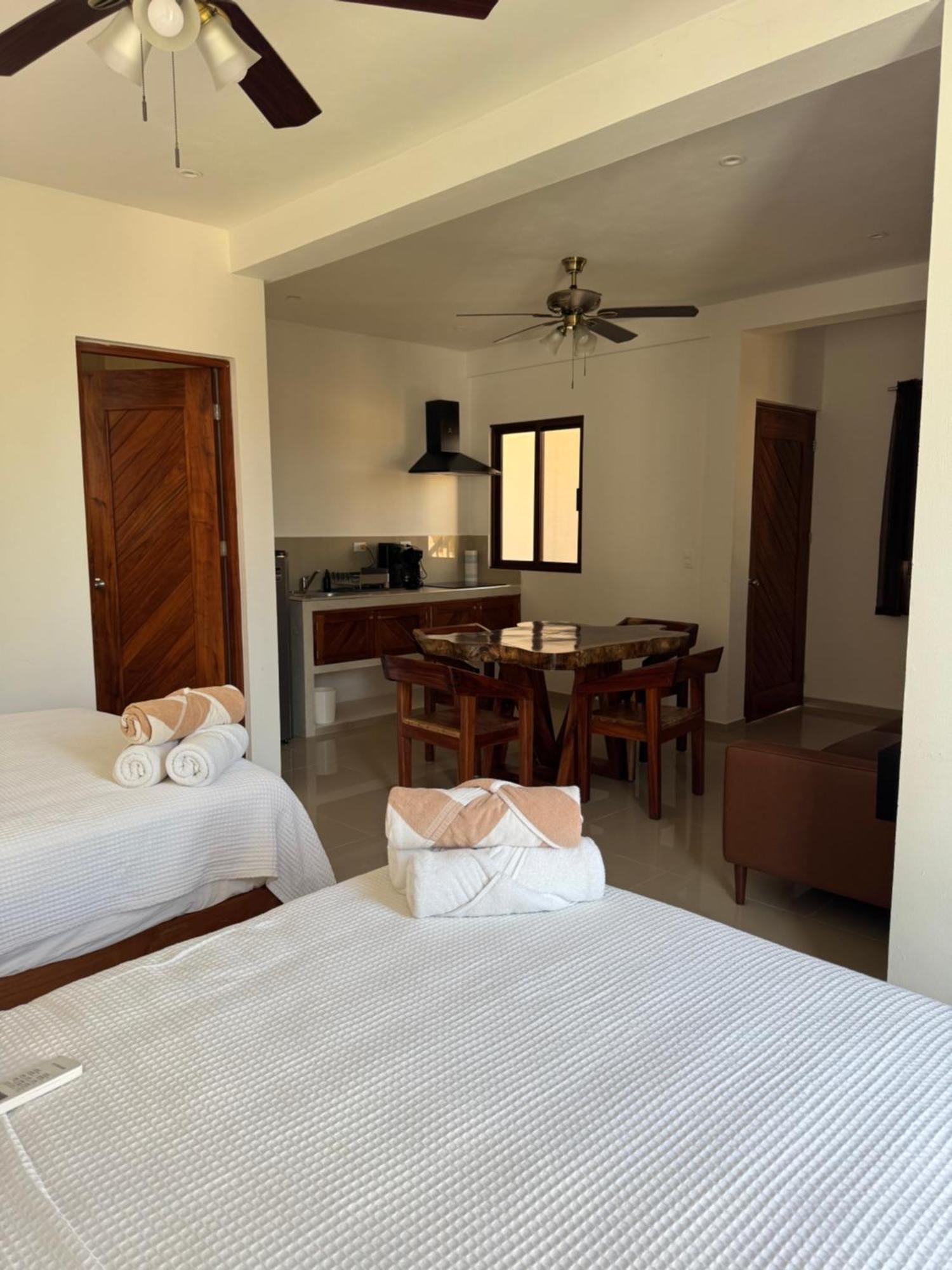 Mexhe Hotel エル・コージョ エクステリア 写真